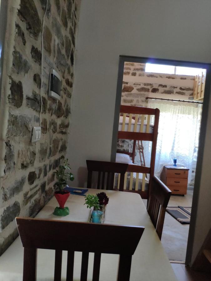Villa Stone House Kelcyre Exterior foto